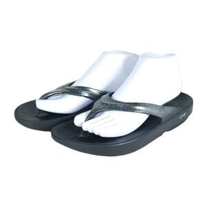 Oofos Women's OOLALA US 10 Silver Glitter Slip-On Flat Thong Flip Flop Sandals